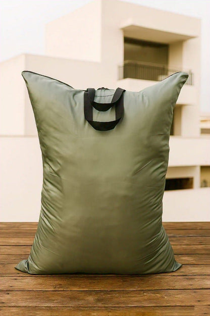 In this deal, you get 4 bags and 20 steel clips