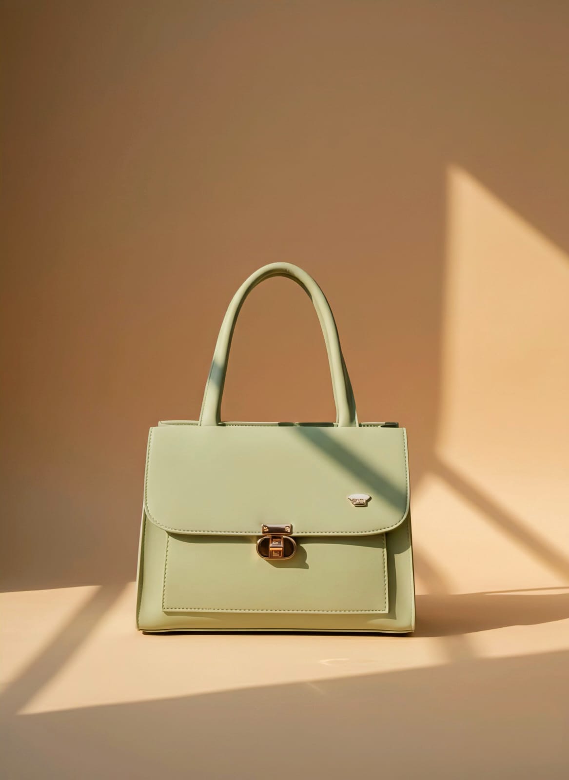 Premium Pista Hand Bag 113